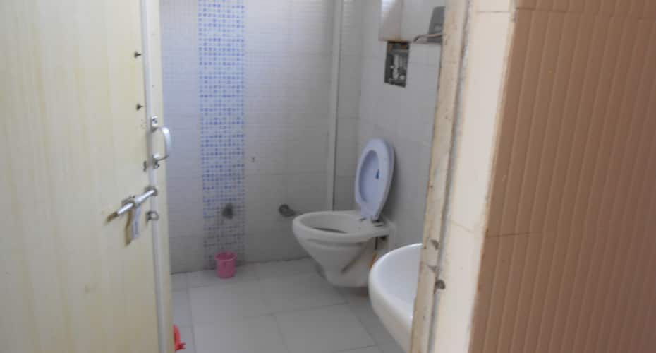 The Travellers Inn Guest House, Lucknow 2
